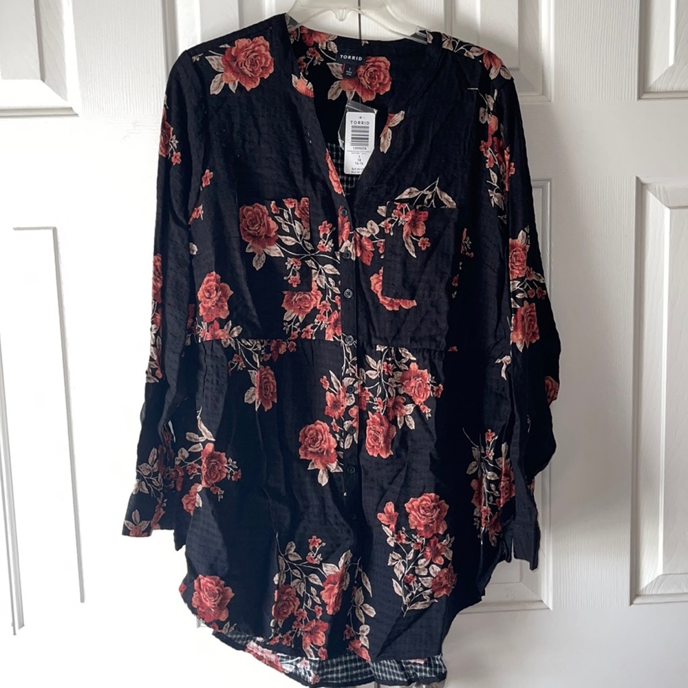 NWT Torrid Blouse